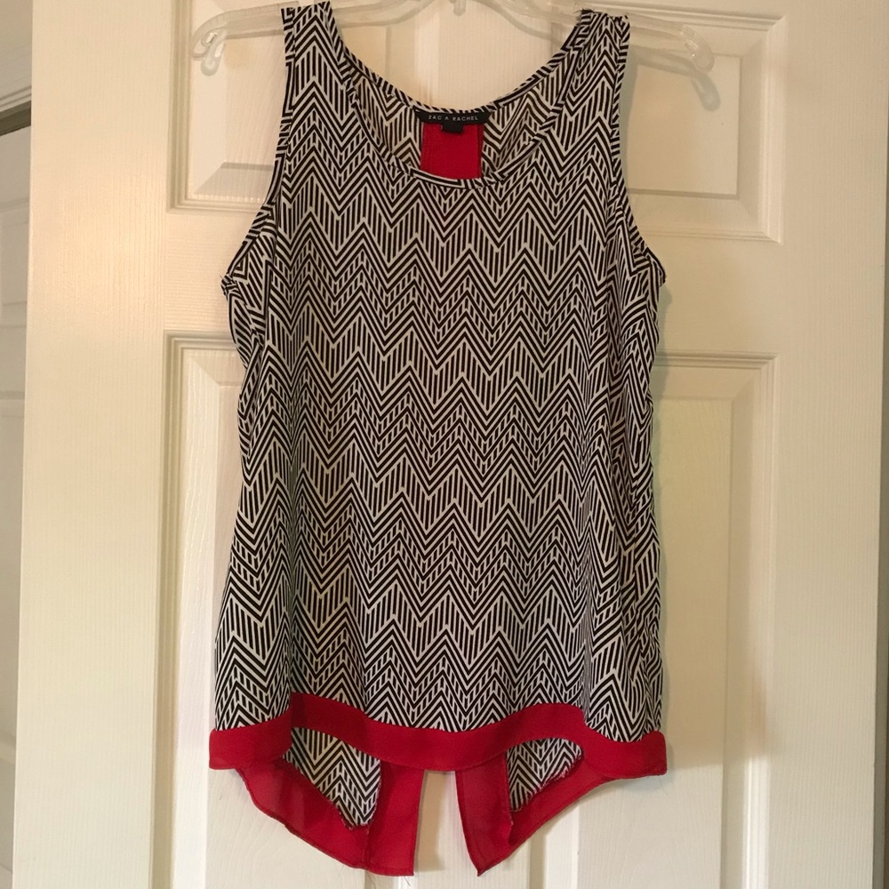 Sleeveless blouse